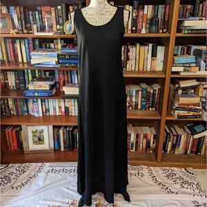 𝅺studio 90 sz 2 black sleeveless knit maxi euc